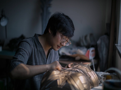 神奇女侠的装备在哪买? 神奇女侠的装备在哪买?