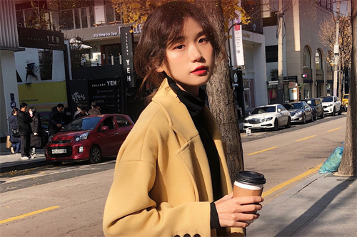 胡楚靓的淘宝店叫什么?胡楚靓化妆品是正品吗?