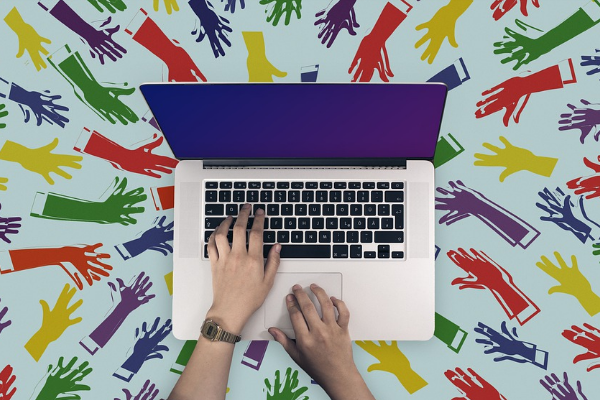 <a href=http://www.taofake.com/article/jiqiao/ target='_blank'>淘宝开店</a>要什么流程?需要什么设备? <a href=http://www.taofake.com/article/jiqiao/ target='_blank'>淘宝开店</a>要什么流程?需要什么设备?