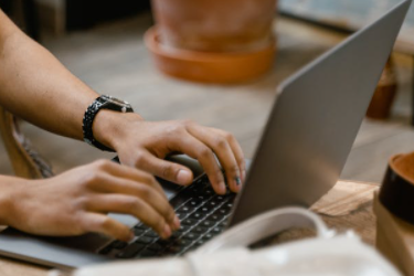 支付宝亲情卡的钱从哪里扣？亲情卡有危险吗？