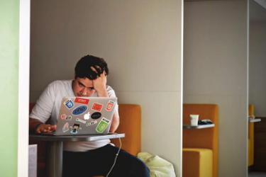 淘宝直播主播工资多少钱一个月？如何计算？