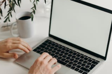 淘宝服饰直播十点档对商家有哪些要求?开播有哪些奖励?