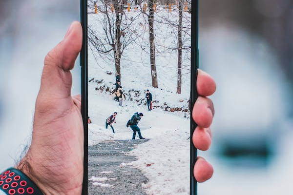 视频号看了会留下痕迹吗？关注陌生人的号别人知道吗？