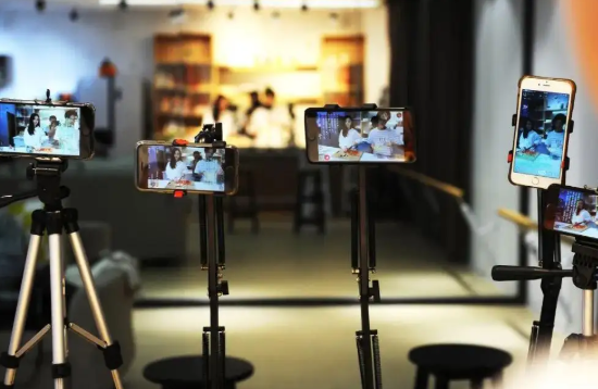 淘宝直播福利抽奖商家在哪看？怎么中奖？